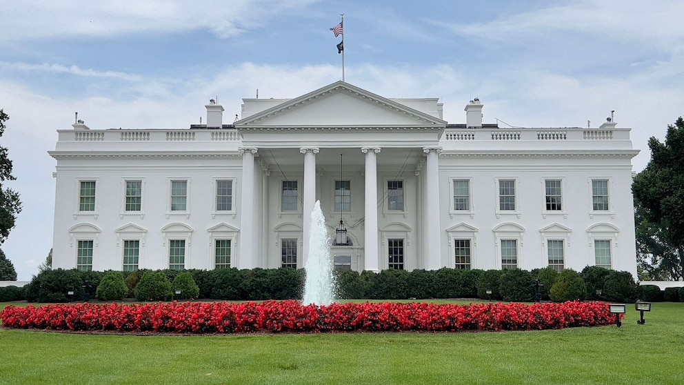 Inside The White House: Aide Warns Bidens About Political Risks Inside The White House: Aide Warns Bidens About Political Risks