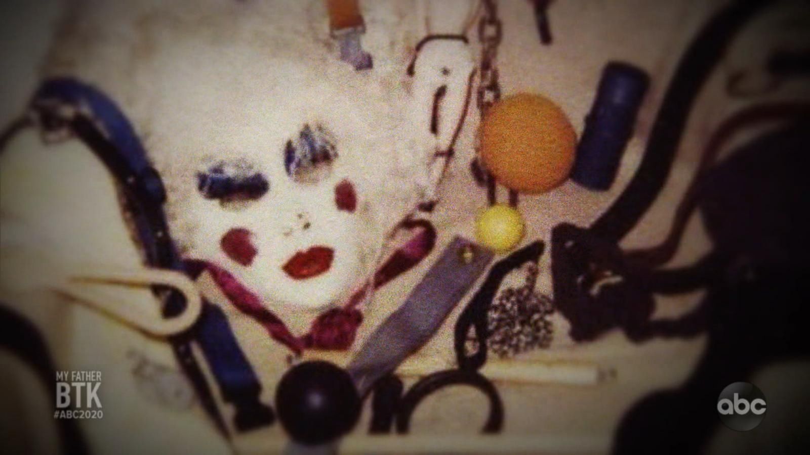 Investigating The Death Bath: A Serial Killer's Signature Crime Scene Investigating The Death Bath: A Serial Killer's Signature Crime Scene