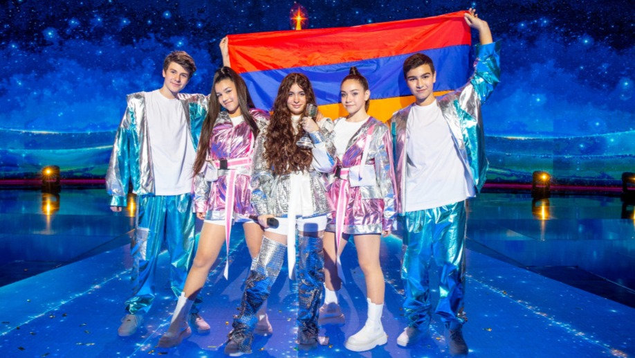 Irish Singer Creates Eurovision History With Armenian Song Irish Singer Creates Eurovision History With Armenian Song