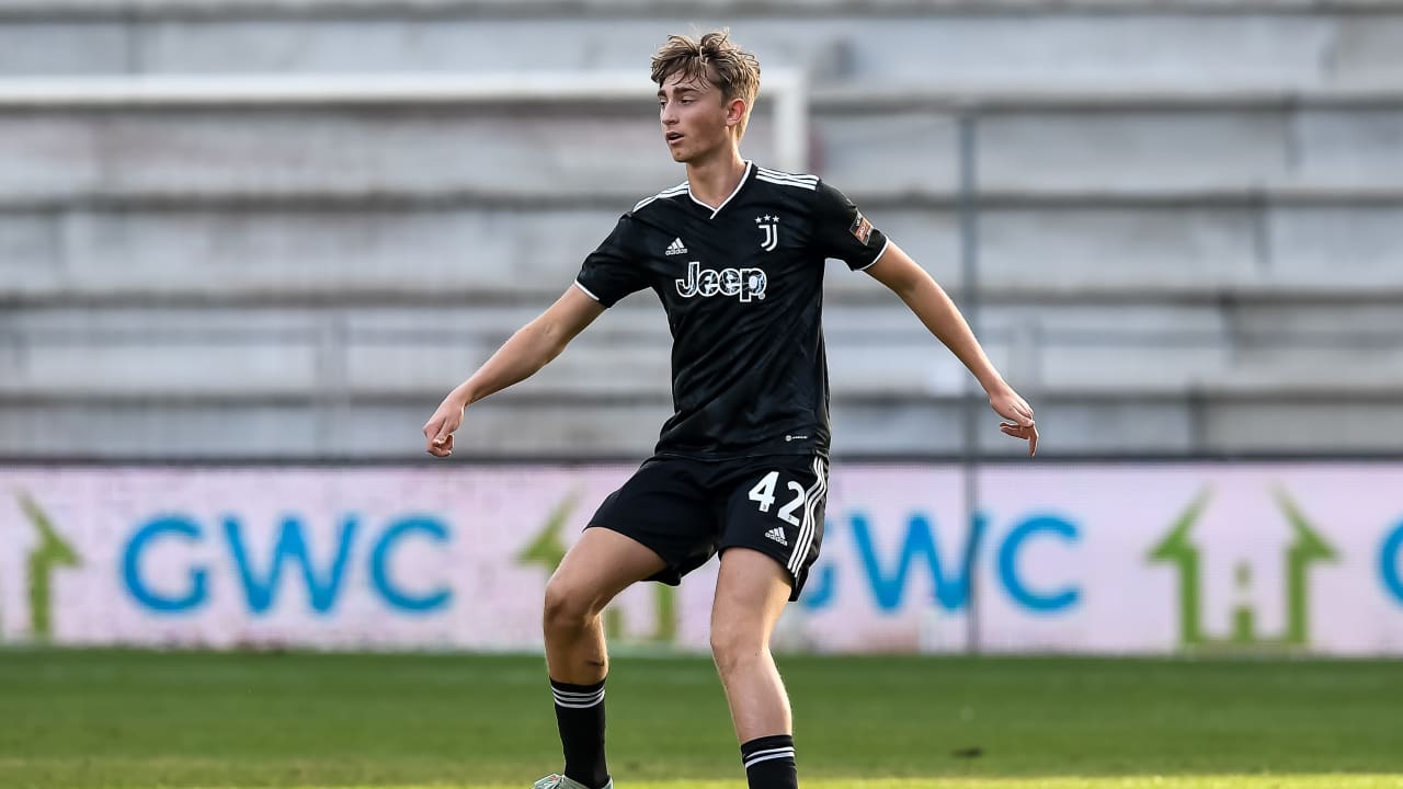 Is Dean Huijsen The Next Premier League Star? Transfer Rumours Intensify Is Dean Huijsen The Next Premier League Star? Transfer Rumours Intensify
