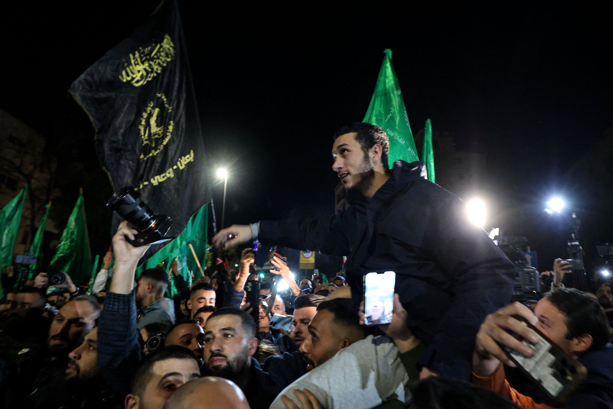 Israel Strikes Hamas Leader Sinwar In Gaza Israel Strikes Hamas Leader Sinwar In Gaza