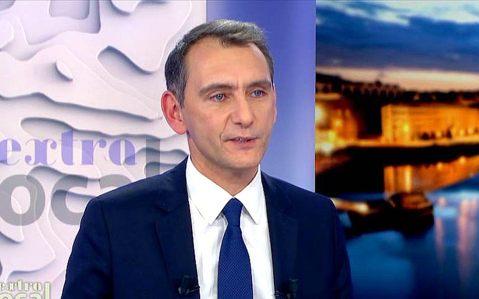 Jacobelli Défend Le Pen : Au-dessus Ou En Dessous Des Lois ? Jacobelli Défend Le Pen : Au-dessus Ou En Dessous Des Lois ?