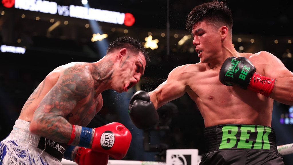Jaime Munguia Avenges KO Loss: Dominant Decision Win Over Bruno Carrer Jaime Munguia Avenges KO Loss: Dominant Decision Win Over Bruno Carrer