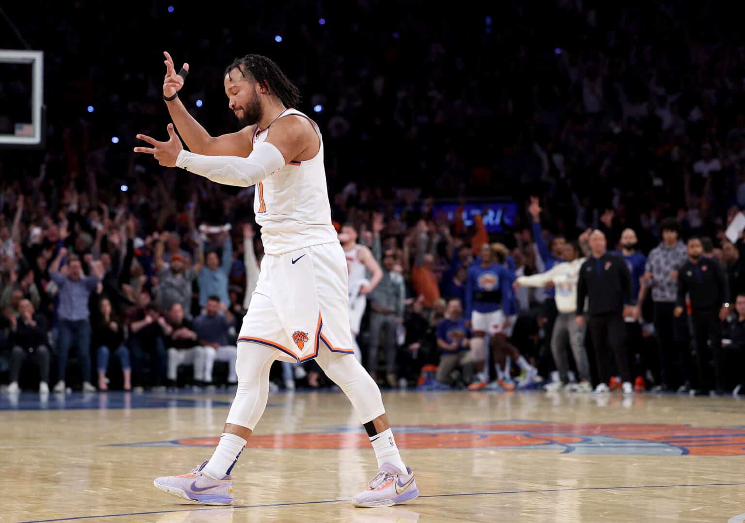 Jalen Brunson Expresses Frustration Over Missing Next Week's Raw Jalen Brunson Expresses Frustration Over Missing Next Week's Raw