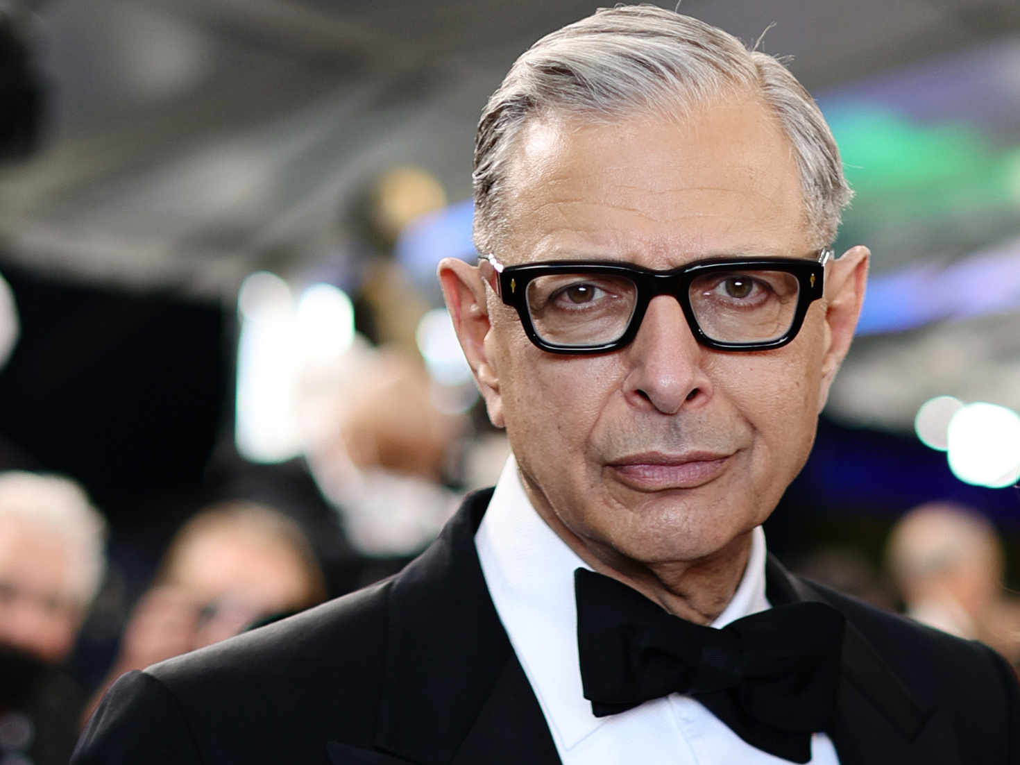 Jeff Goldblum's Oscar Photos Go Viral: Internet Reacts Jeff Goldblum's Oscar Photos Go Viral: Internet Reacts