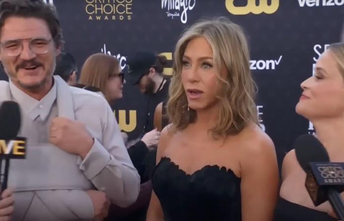 Jennifer Aniston Και Pedro Pascal: Τι Συνέβη Στην Πρόσφατη Έξοδό Τους; Jennifer Aniston Και Pedro Pascal: Τι Συνέβη Στην Πρόσφατη Έξοδό Τους;