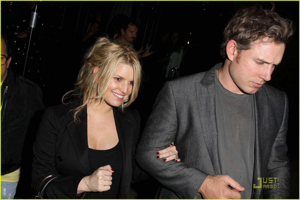 Jessica Simpson And Eric Johnson's Recent Outing Fuels Speculation Jessica Simpson And Eric Johnson's Recent Outing Fuels Speculation