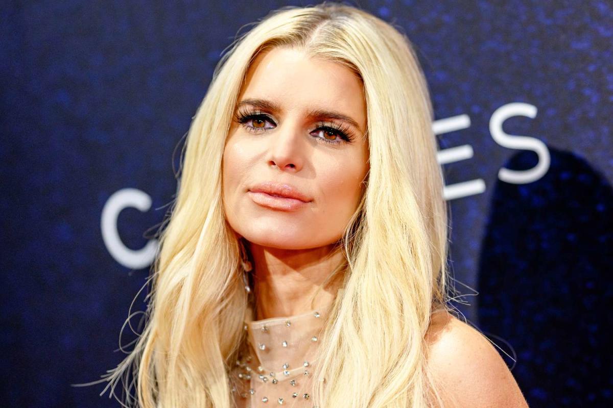 Jessica Simpson's New Song: Hints Of Eric Johnson's Infidelity? Jessica Simpson's New Song: Hints Of Eric Johnson's Infidelity?
