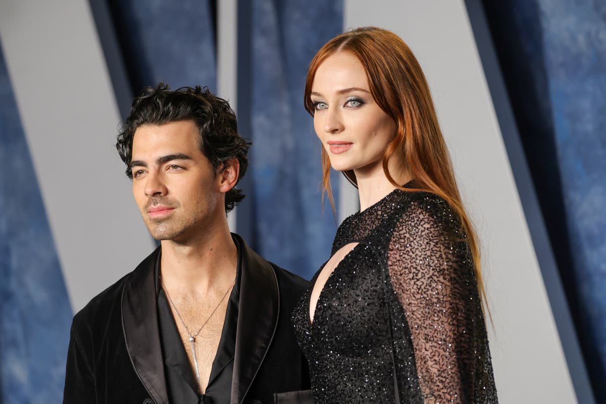 Joe Jonas Responds To Married Couple's Dispute Joe Jonas Responds To Married Couple's Dispute