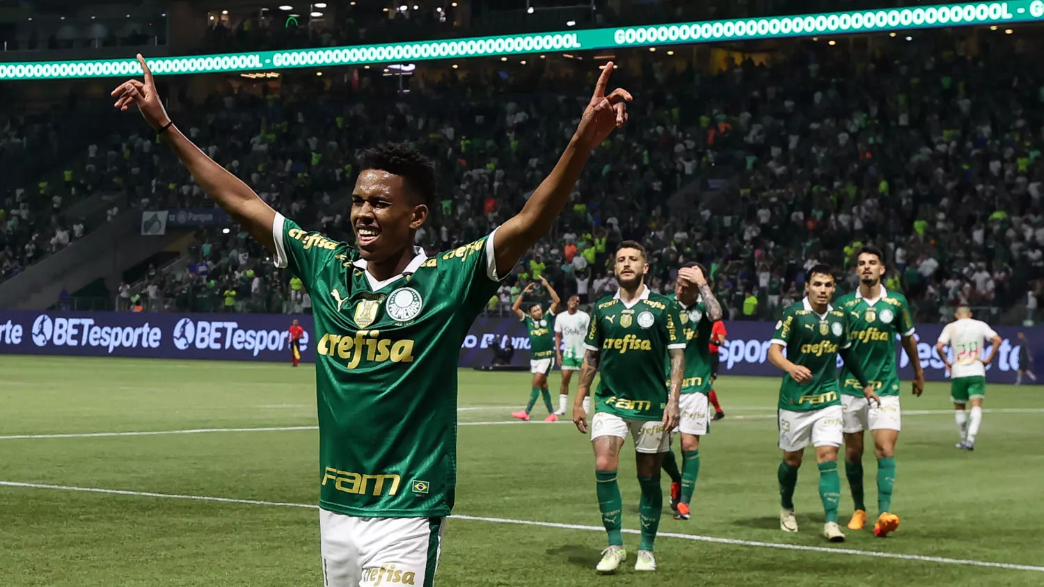 Jogador Do Palmeiras, Estêvão, Vomita Na Altitude E Deixa O Jogo Jogador Do Palmeiras, Estêvão, Vomita Na Altitude E Deixa O Jogo
