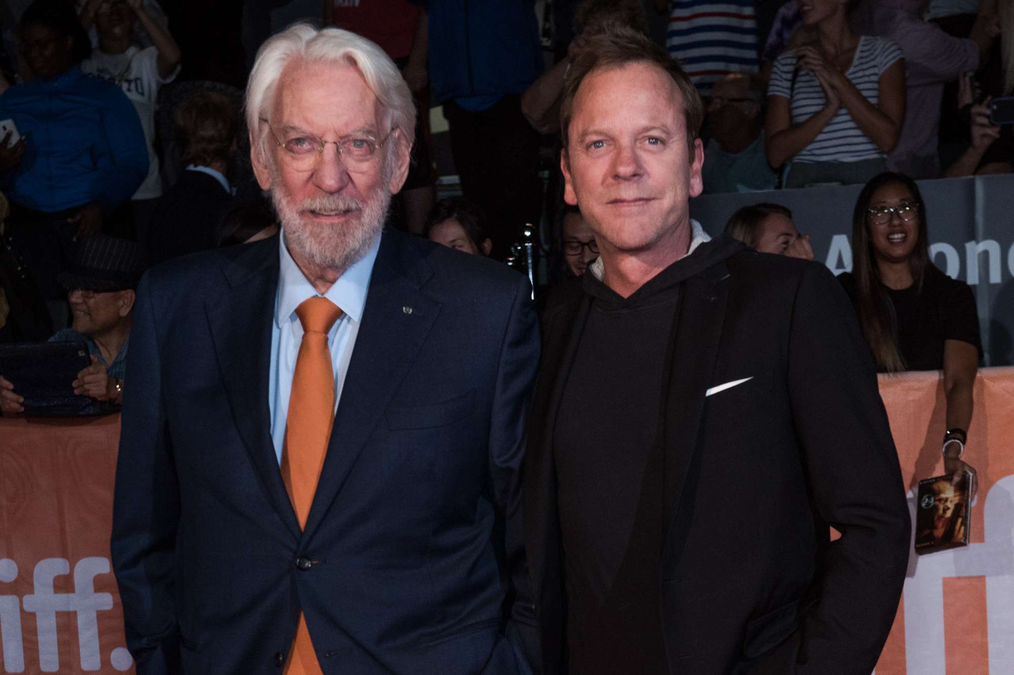 Kiefer Sutherland Remembers Donald Sutherland At Canadian Screen Awards Ceremony Kiefer Sutherland Remembers Donald Sutherland At Canadian Screen Awards Ceremony