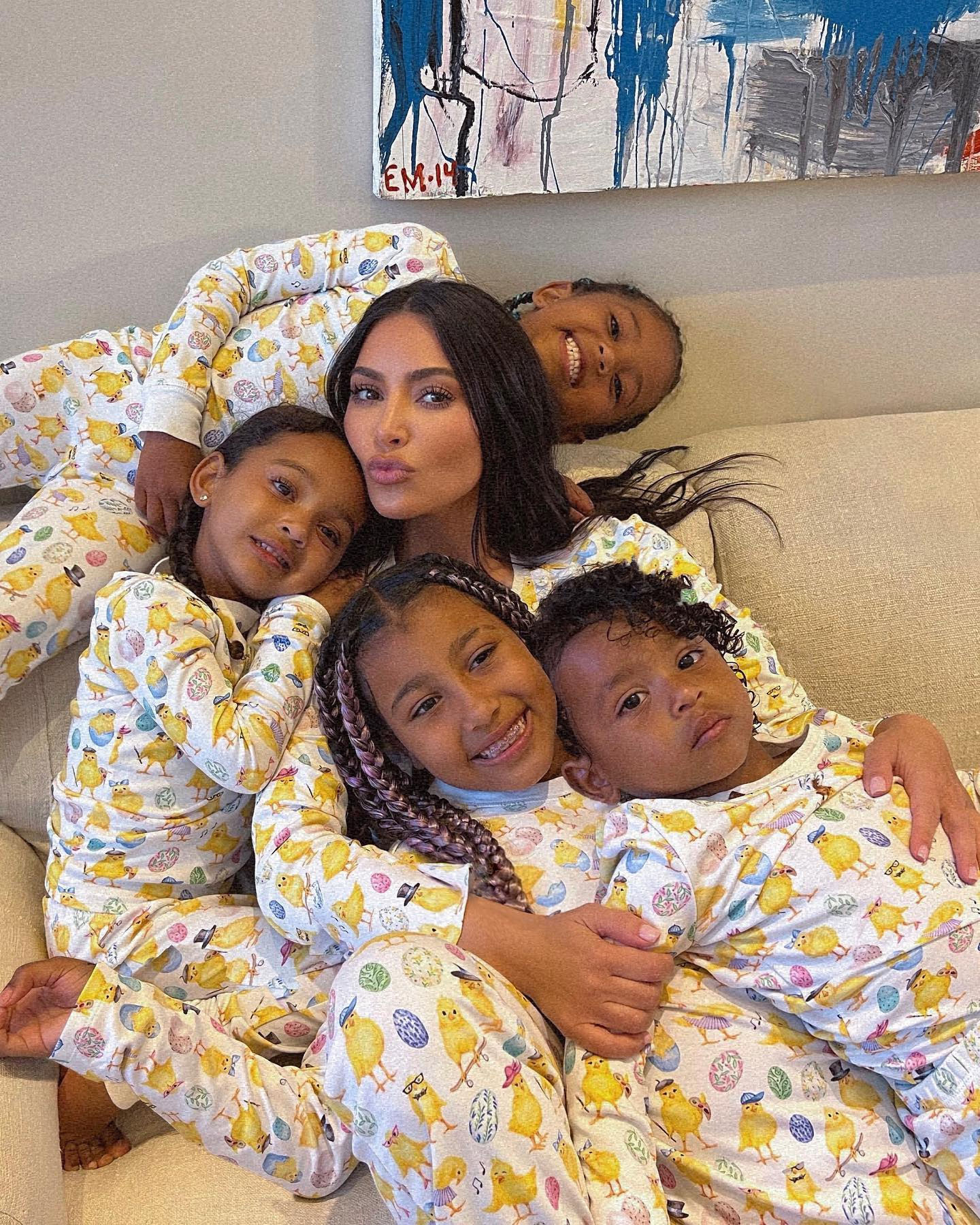Kim Kardashian: A Retrospective Of Her Best Hair And Makeup Styles Kim Kardashian: A Retrospective Of Her Best Hair And Makeup Styles
