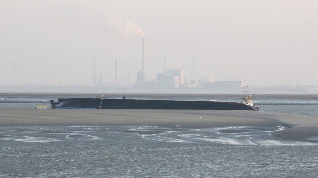Kompany: Van Held Tot Gekapseisde Schip Na Zware Nederlaag Kompany: Van Held Tot Gekapseisde Schip Na Zware Nederlaag