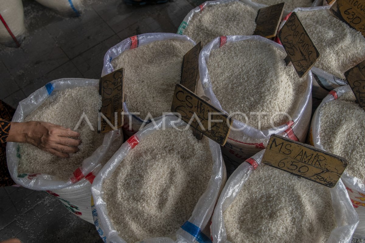 Koster Minta BPS Tak Masukkan Canang Sebagai Komoditas Inflasi Koster Minta BPS Tak Masukkan Canang Sebagai Komoditas Inflasi
