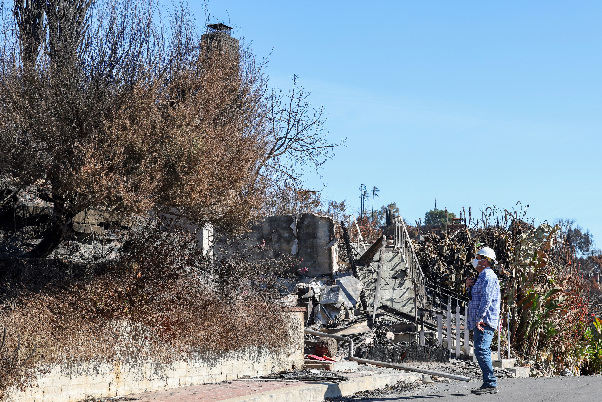 LA Fires Fuel Landlord Price Gouging: A Real Estate Crisis LA Fires Fuel Landlord Price Gouging: A Real Estate Crisis