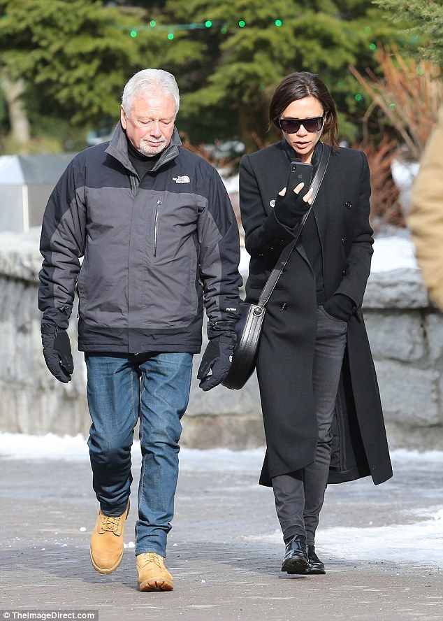 Lea De Seine Shayk Cooper And Bradley Cooper's Stylish Super Bowl Appearance Lea De Seine Shayk Cooper And Bradley Cooper's Stylish Super Bowl Appearance