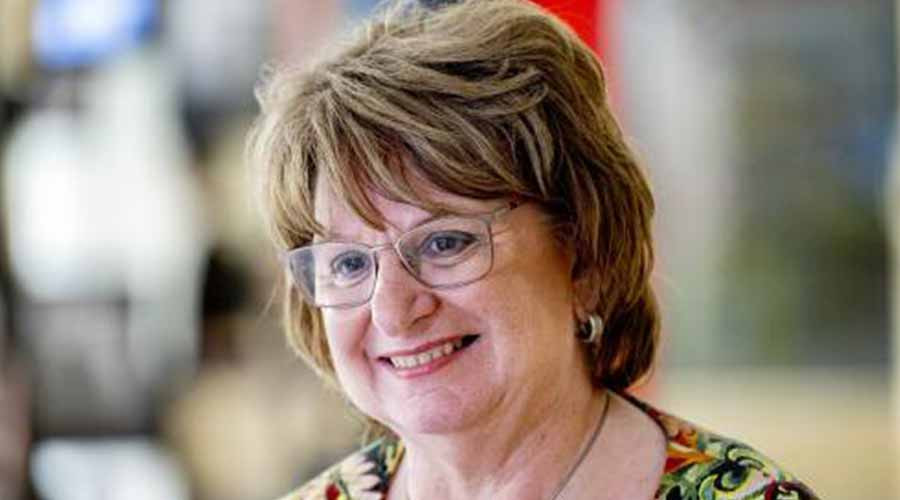 Leeflang Zaak: Bruins En NPO Toezichthouder Moeten Tot Oplossing Komen Leeflang Zaak: Bruins En NPO Toezichthouder Moeten Tot Oplossing Komen