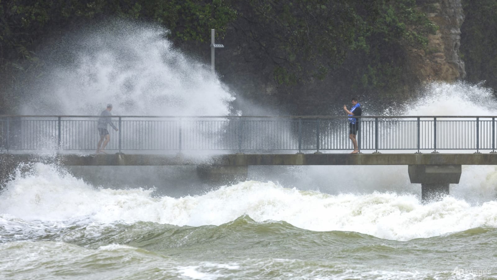 Lehigh Valley Power Outages: Strong Winds And Storm Damage Lehigh Valley Power Outages: Strong Winds And Storm Damage