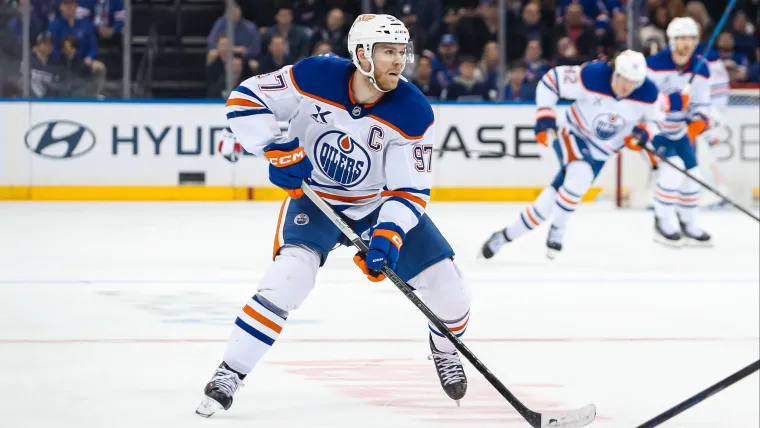Leon Draisaitl Injury Update: Oilers' Leading Scorer Leaves Game Early Leon Draisaitl Injury Update: Oilers' Leading Scorer Leaves Game Early