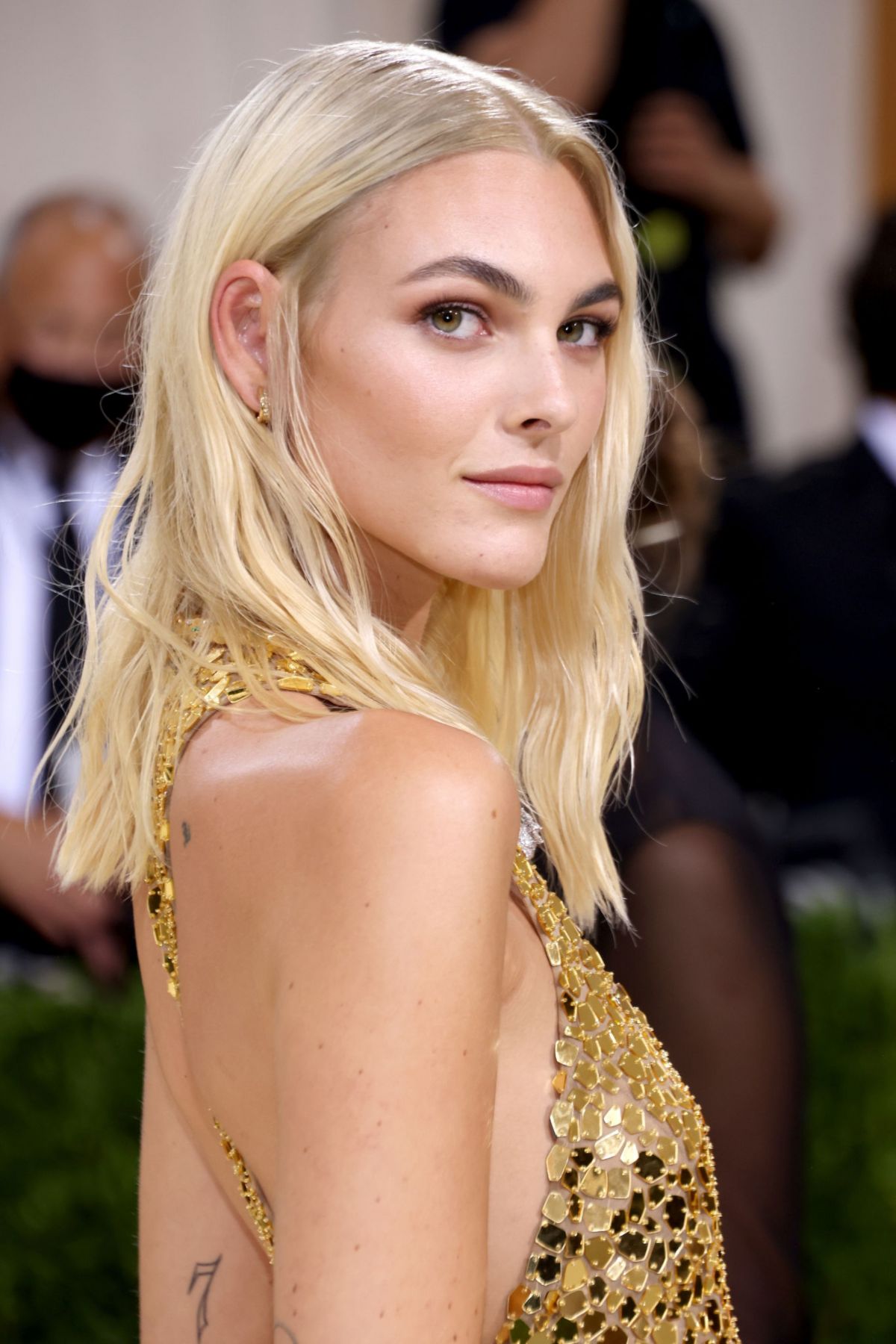 Leonardo DiCaprio's Unexpected Met Gala Date: Vittoria Ceretti Leonardo DiCaprio's Unexpected Met Gala Date: Vittoria Ceretti