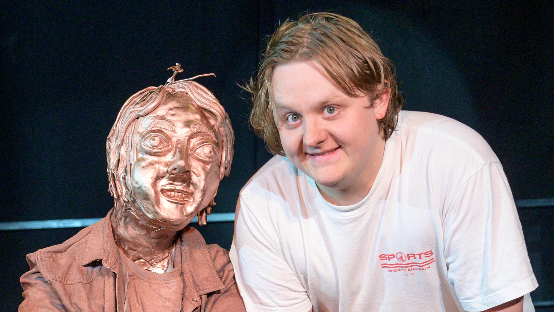 Lewis Capaldi Makes Rare Public Appearance, Offers Encouraging Gesture Lewis Capaldi Makes Rare Public Appearance, Offers Encouraging Gesture