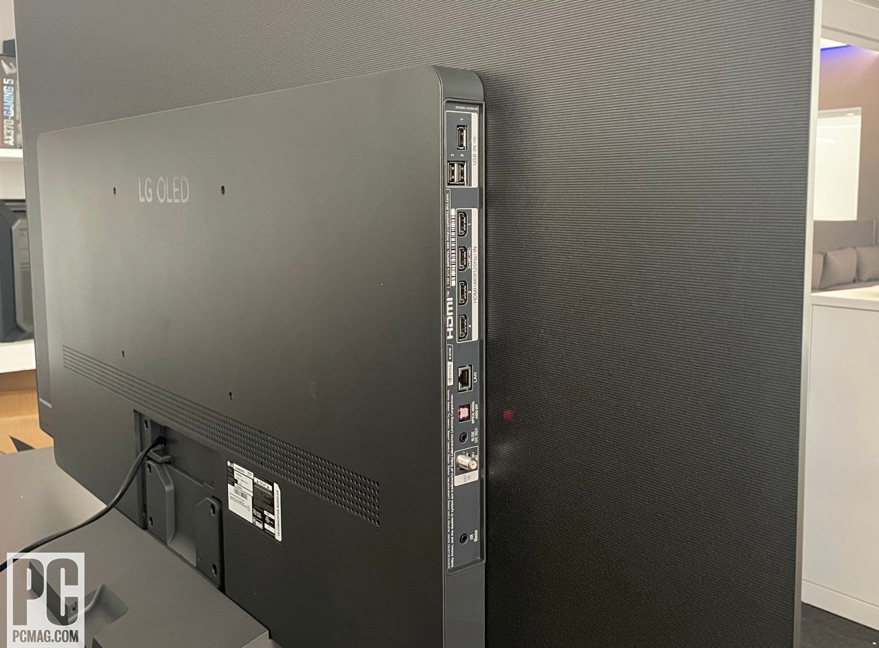 LG C3 77-Inch OLED TV: Pros, Cons, And My Experience LG C3 77-Inch OLED TV: Pros, Cons, And My Experience