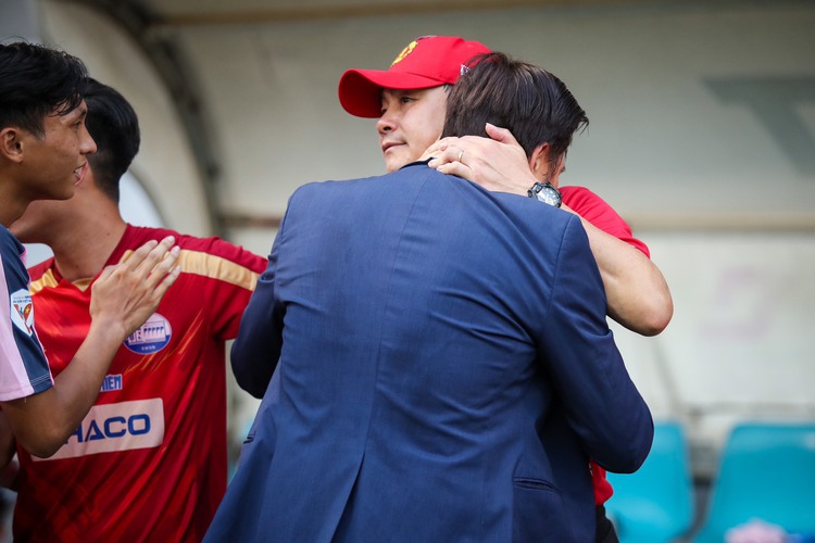 Lịch Thi Đấu Chung Kết TNSV THACO Cup 2025: Thời Gian & Địa Điểm Xem Trực Tiếp