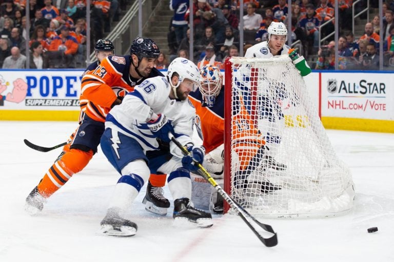 Lightning's Kucherov Shines In 4-1 Win Against Oilers Lightning's Kucherov Shines In 4-1 Win Against Oilers