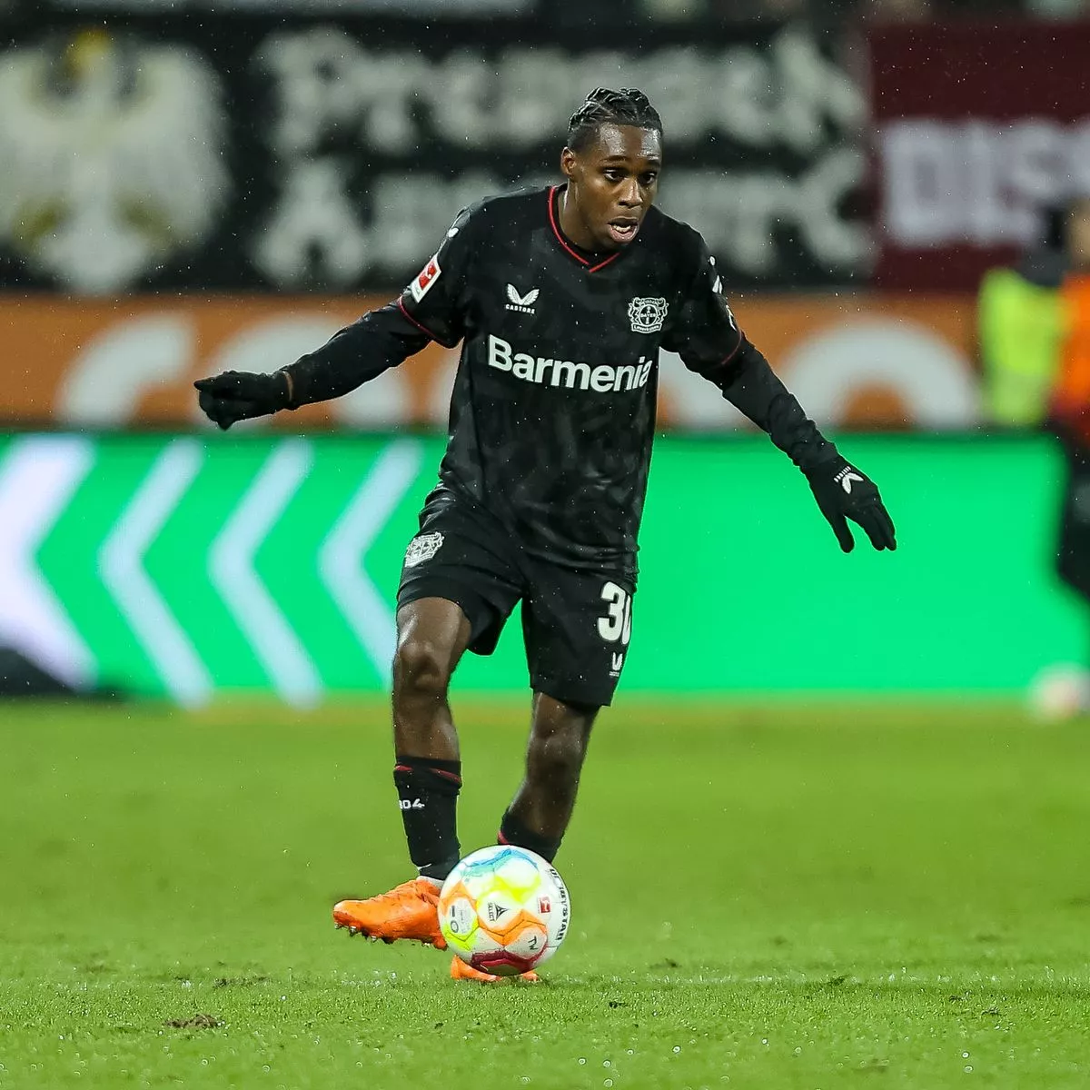 Liverpool Transfer News: Frimpong Talks & Elliott's Future Liverpool Transfer News: Frimpong Talks & Elliott's Future