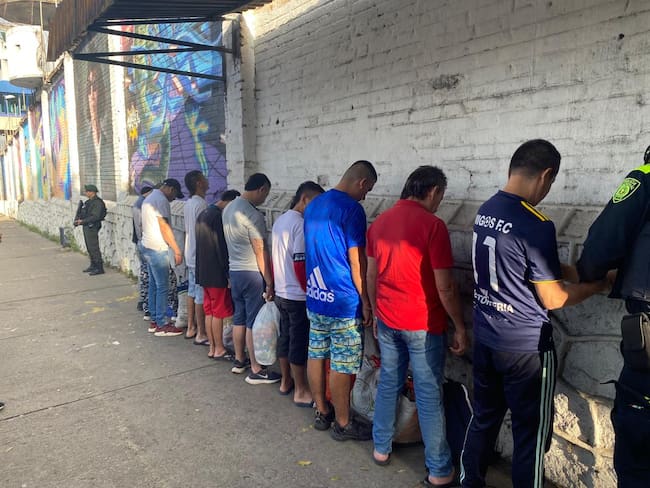 Logística Penitenciaria Reforzada Con La Entrega De 7 Vehículos Nuevos Logística Penitenciaria Reforzada Con La Entrega De 7 Vehículos Nuevos