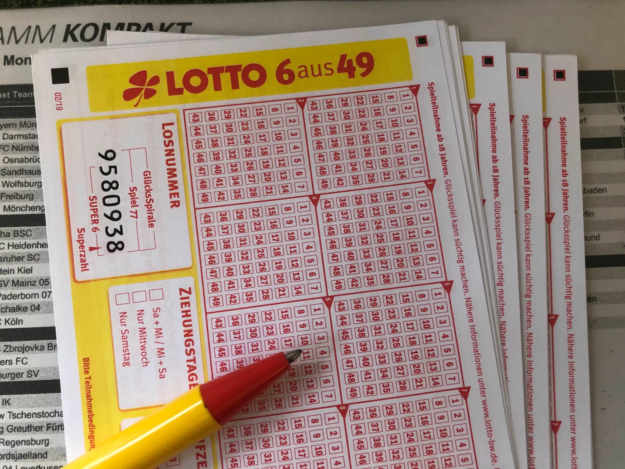 Lottozahlen 6aus49 Vom 12.04.2025: Ziehungsergebnis Und Gewinnklassen Lottozahlen 6aus49 Vom 12.04.2025: Ziehungsergebnis Und Gewinnklassen