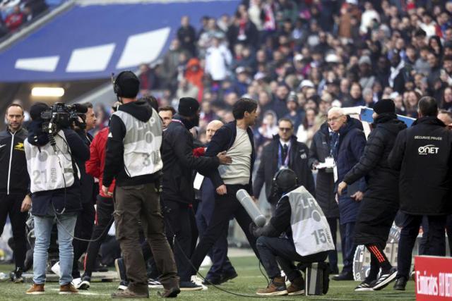 Lyon To Sanction Coach Paulo Fonseca: Details Of Referee Clash Emerge Lyon To Sanction Coach Paulo Fonseca: Details Of Referee Clash Emerge