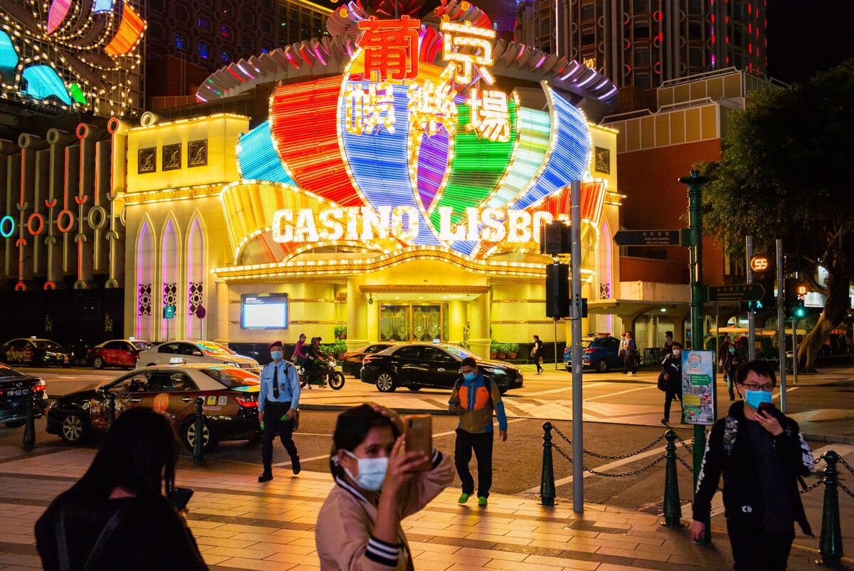 Macau's Gaming Industry Shows Resilience Ahead Of Golden Week Macau's Gaming Industry Shows Resilience Ahead Of Golden Week