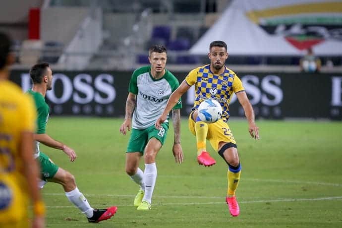 Maccabi Tel Aviv Dominates Israeli Football League