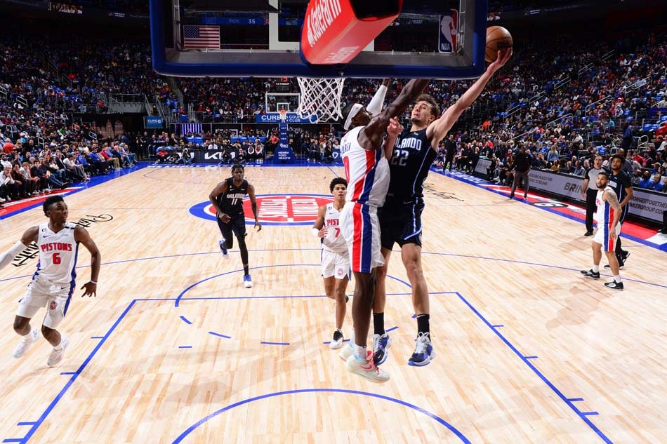 Magic Johnson's Expert Prediction For The Knicks-Pistons Matchup Magic Johnson's Expert Prediction For The Knicks-Pistons Matchup