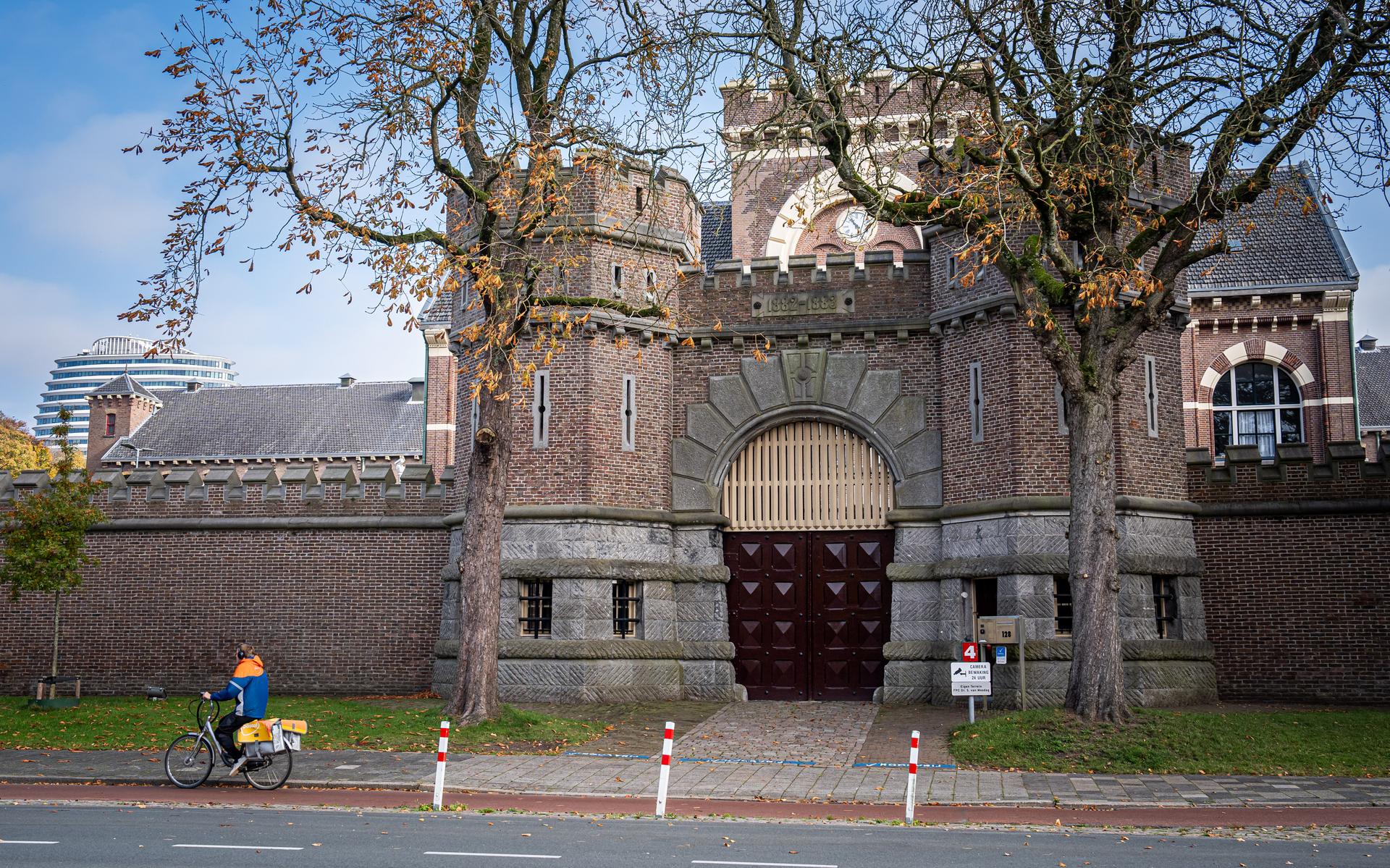 Malek F. Steekt Patiënt Neer In Van Mesdagkliniek Groningen: Details Over Het Incident Malek F. Steekt Patiënt Neer In Van Mesdagkliniek Groningen: Details Over Het Incident