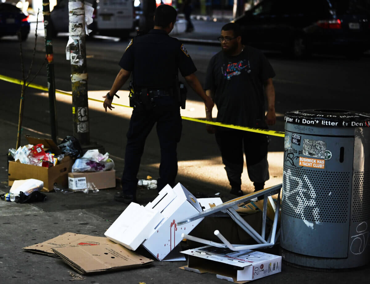 Man Seriously Injured In Brooklyn Bridge-City Hall Subway Station Attack Man Seriously Injured In Brooklyn Bridge-City Hall Subway Station Attack