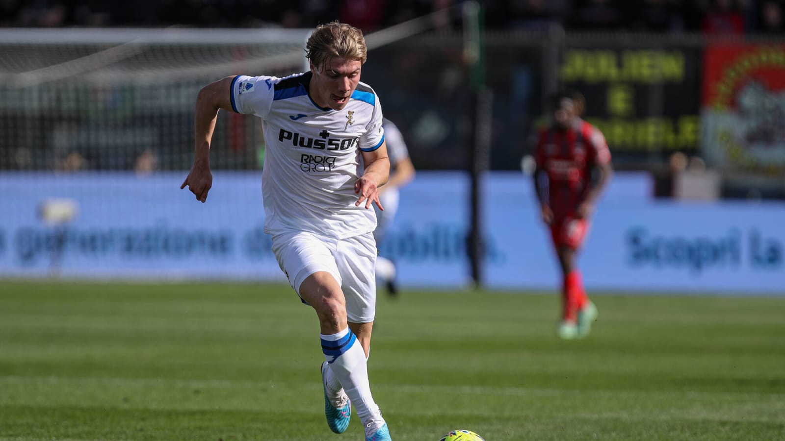 Man Utd Transfer Target: Free Agent Could Join United Man Utd Transfer Target: Free Agent Could Join United