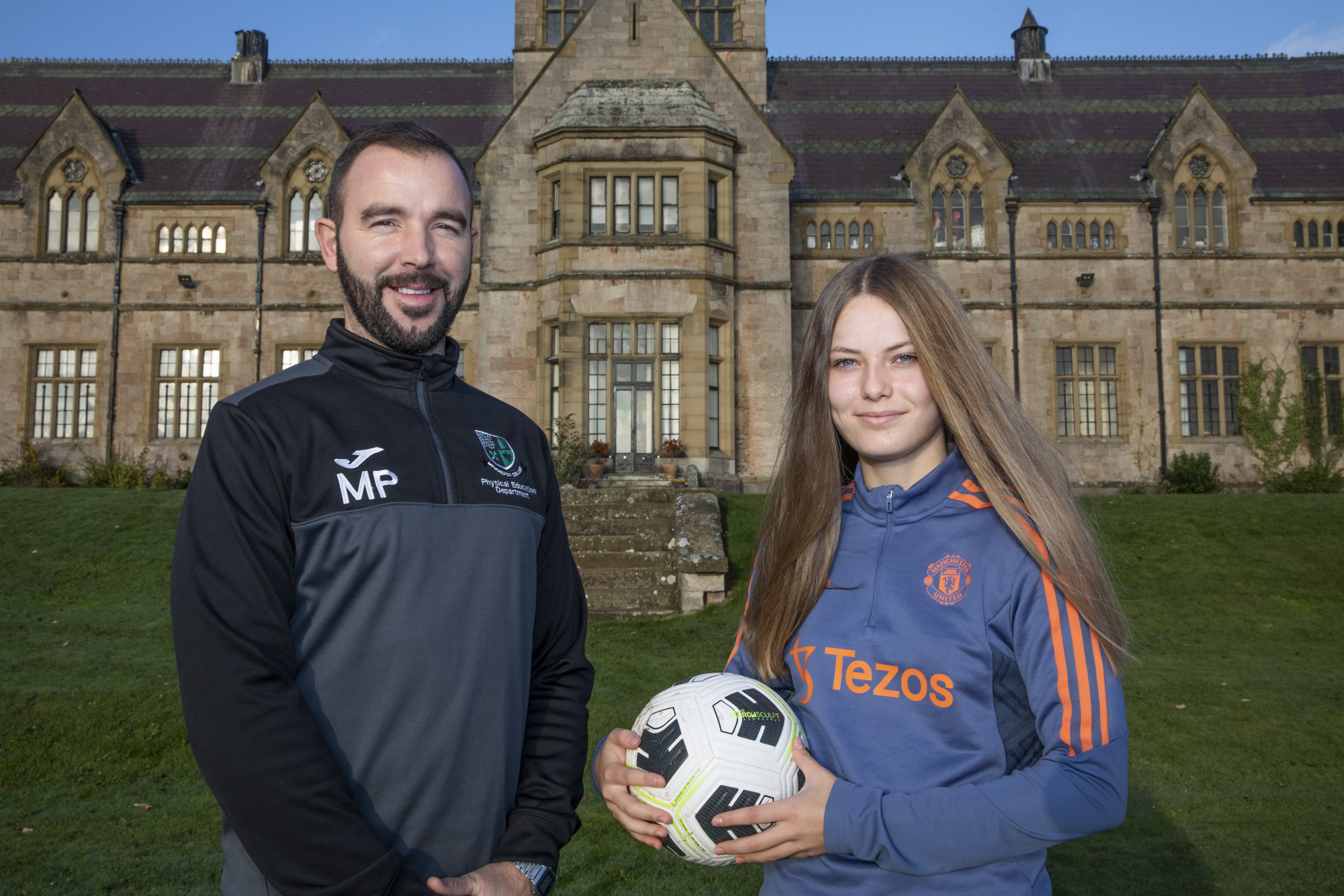 Manchester United & Bayern Munich Honour Poppy Atkinson Manchester United & Bayern Munich Honour Poppy Atkinson