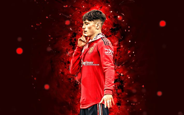 Manchester United's Garnacho: Accusations Of Ignoring Fan's Autograph Plea Manchester United's Garnacho: Accusations Of Ignoring Fan's Autograph Plea