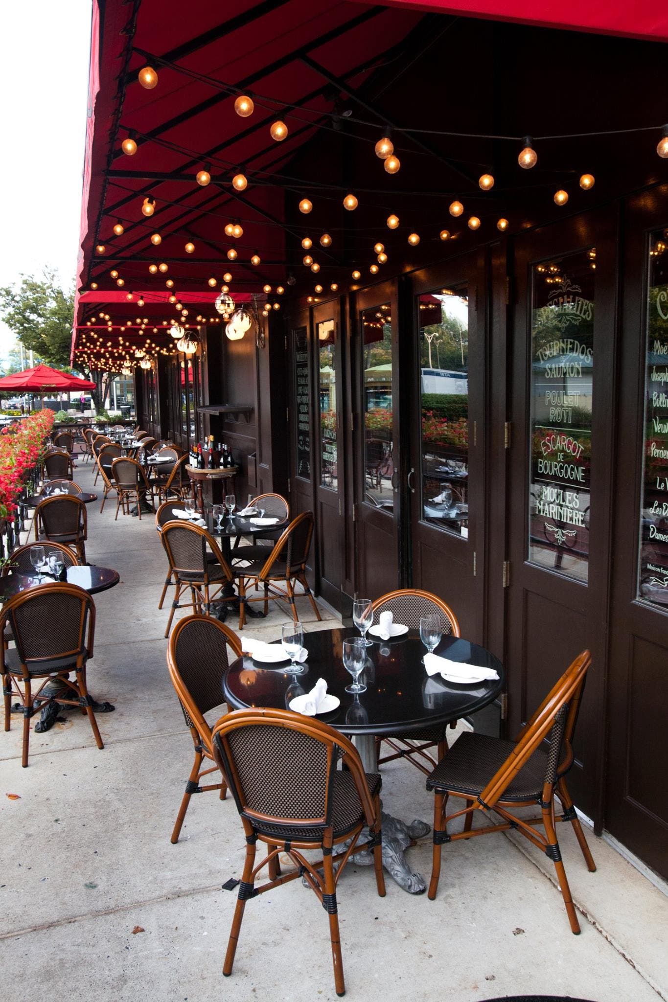 Manhattan Outdoor Dining Guide: Where To Dine Al Fresco This Season Manhattan Outdoor Dining Guide: Where To Dine Al Fresco This Season