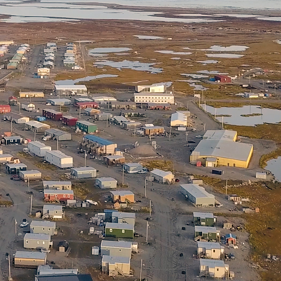 Manitoba-Nunavut Partnership: Kivalliq Hydro-Fibre Link Economic Corridor Manitoba-Nunavut Partnership: Kivalliq Hydro-Fibre Link Economic Corridor