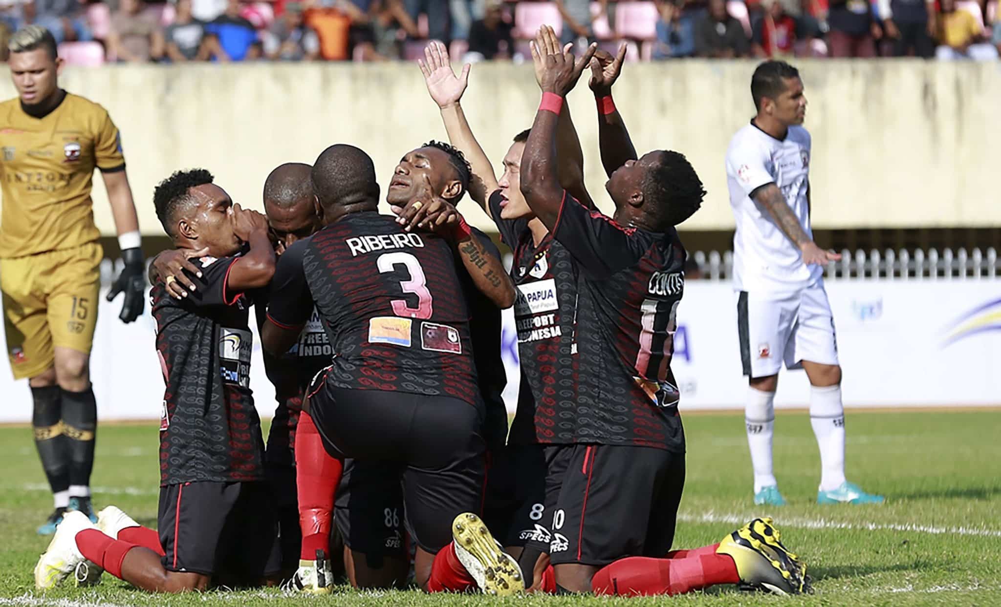 Mari Bersama Dukung Persipura: Himbauan Kakanwil Papua Mari Bersama Dukung Persipura: Himbauan Kakanwil Papua