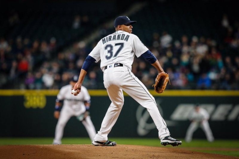 Mariners' Early Offense Leads To Commanding 14-0 Win Against Marlins Mariners' Early Offense Leads To Commanding 14-0 Win Against Marlins
