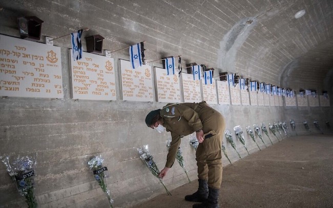Masa Israel Journey's Unprecedented English Yom HaZikaron Observance