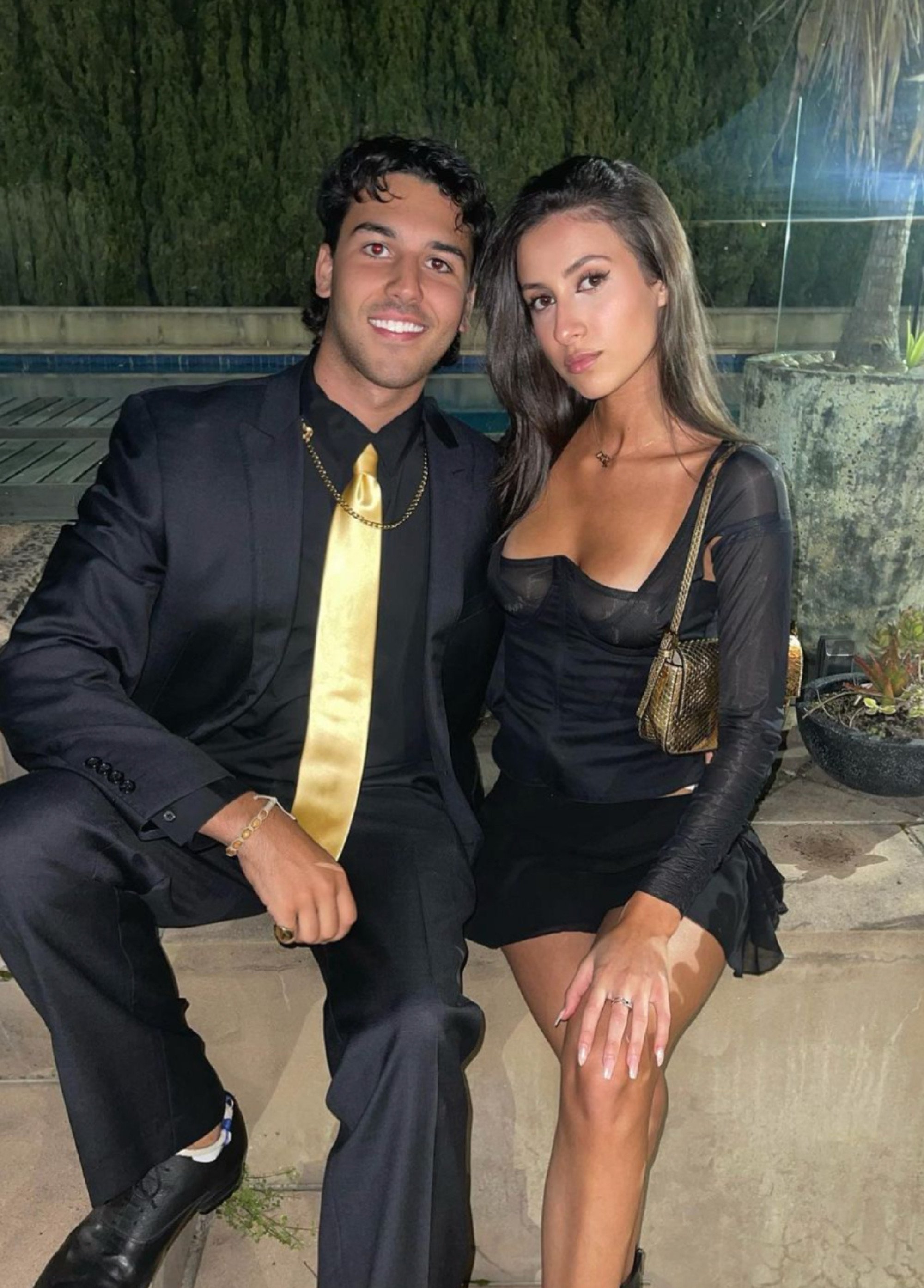 Meet Bianca Censori's Sister Angelina: A Look At Her Instagram Photos Meet Bianca Censori's Sister Angelina: A Look At Her Instagram Photos