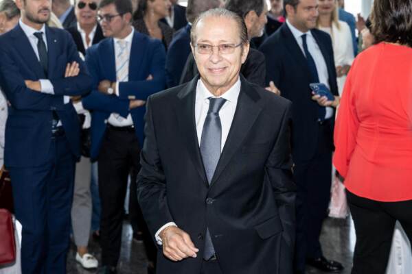 Meloni Apprezza Sanremo: Meloni Apprezza Sanremo: