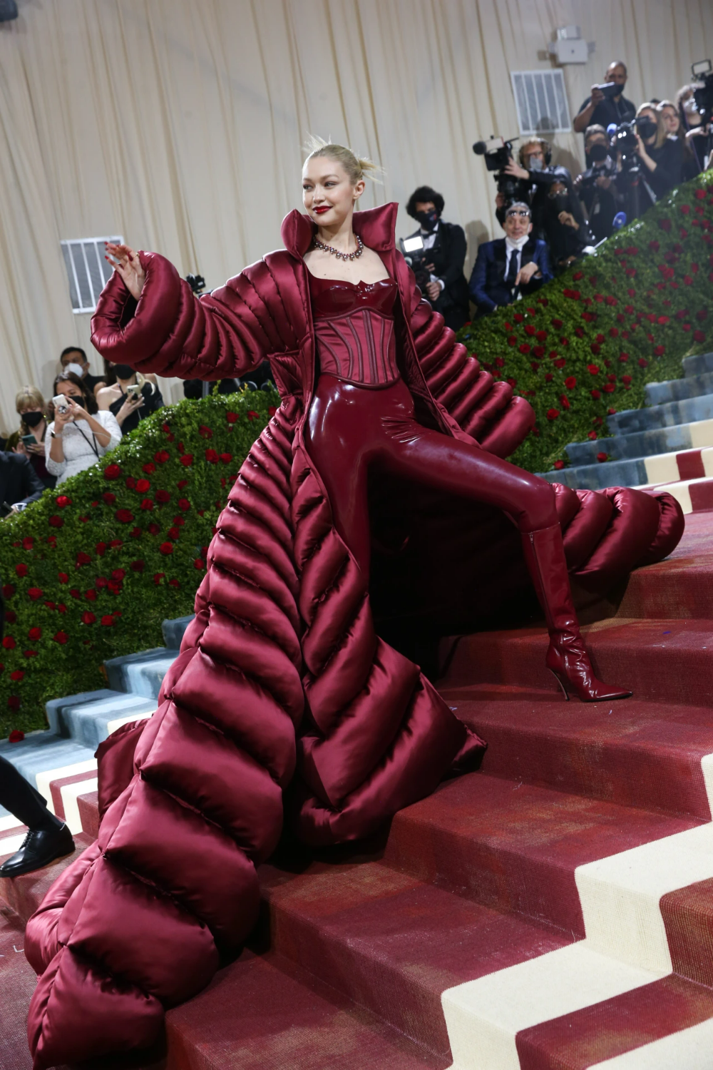Met Gala Red Carpet: A-List Celebrity Fashion Moments Met Gala Red Carpet: A-List Celebrity Fashion Moments