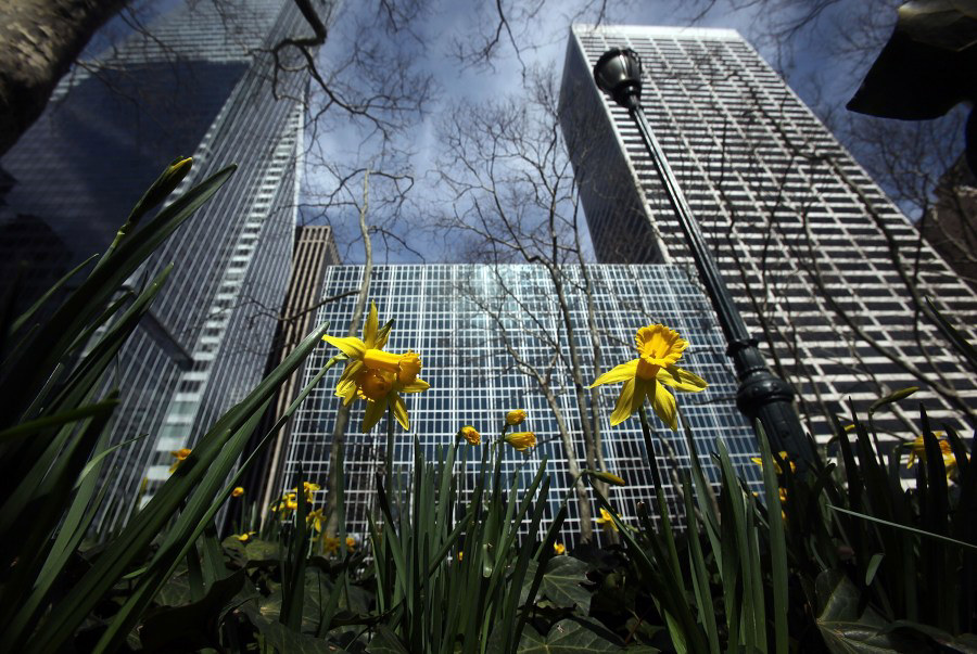Metro Detroit Monday: Sunshine Breaks Through After Cool Morning Metro Detroit Monday: Sunshine Breaks Through After Cool Morning