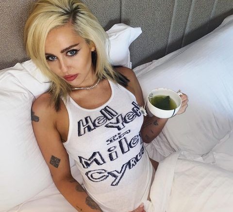 Miley Cyrus Wydała Miley Cyrus Wydała